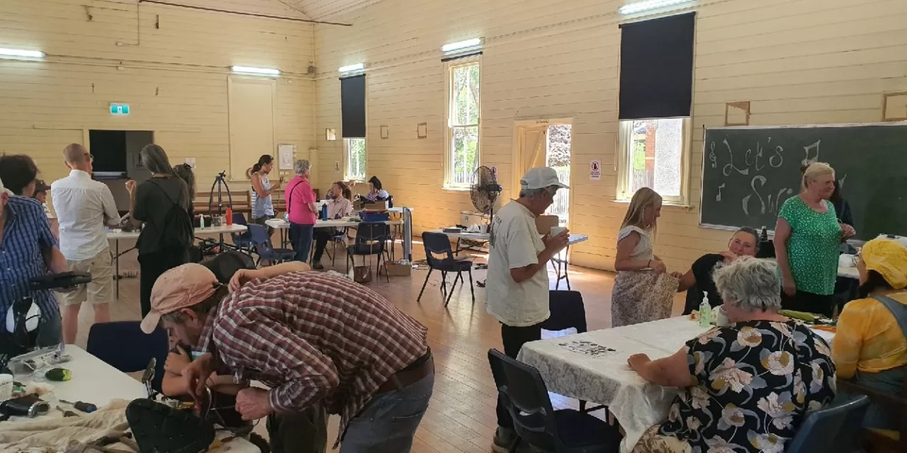 Daylesford’s Repair Café stops almost half a tonne from land-fill