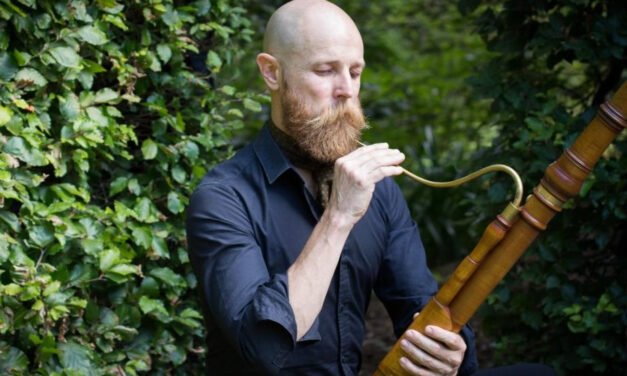 Simon Rickard and the Baroque Musette