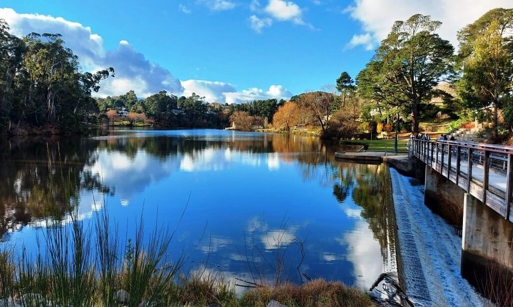 Autumn Equinox Marks Change of Seasons