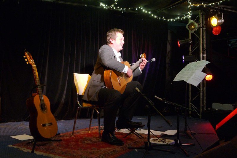 A Special Evening with Virtuoso Guitarist Alex Tsiboulski