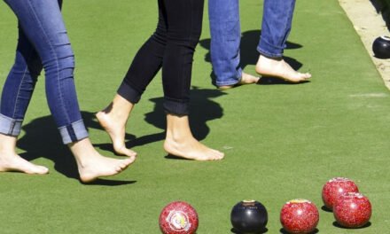 Barefoot Bowls Fundraiser for Daylesford Health