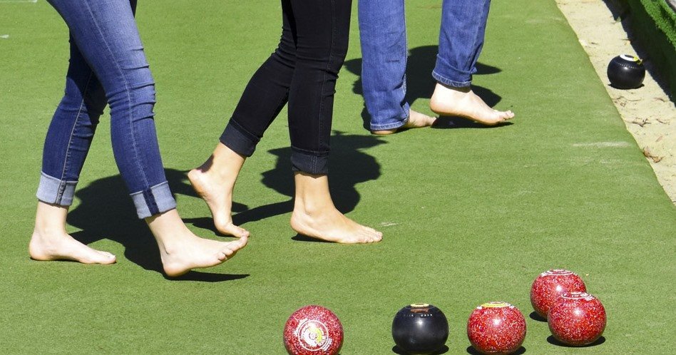 Barefoot Bowls Fundraiser for Daylesford Health