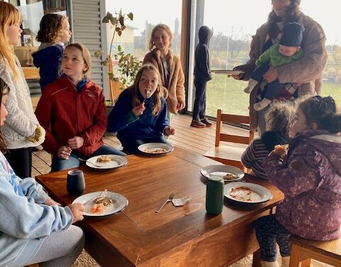 A Nourishing Start for Dharma School Students