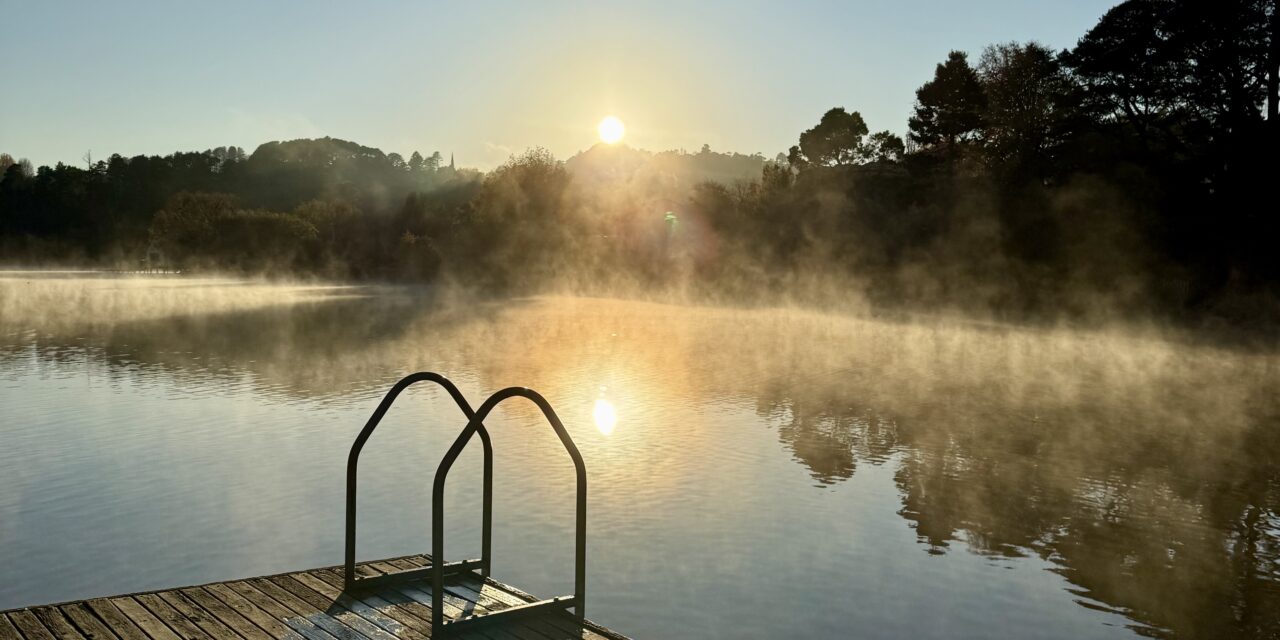 Photo of the Week: Morning Mist on Lake Daylesford