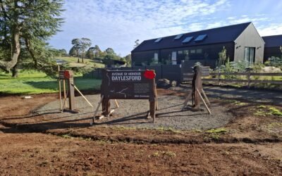 New Avenue of Honour Sign Unveiled